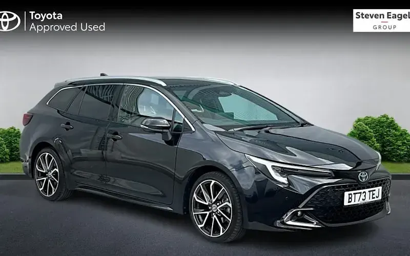 Used Toyota Corolla 140 HP (102 kW) 2026 Estate