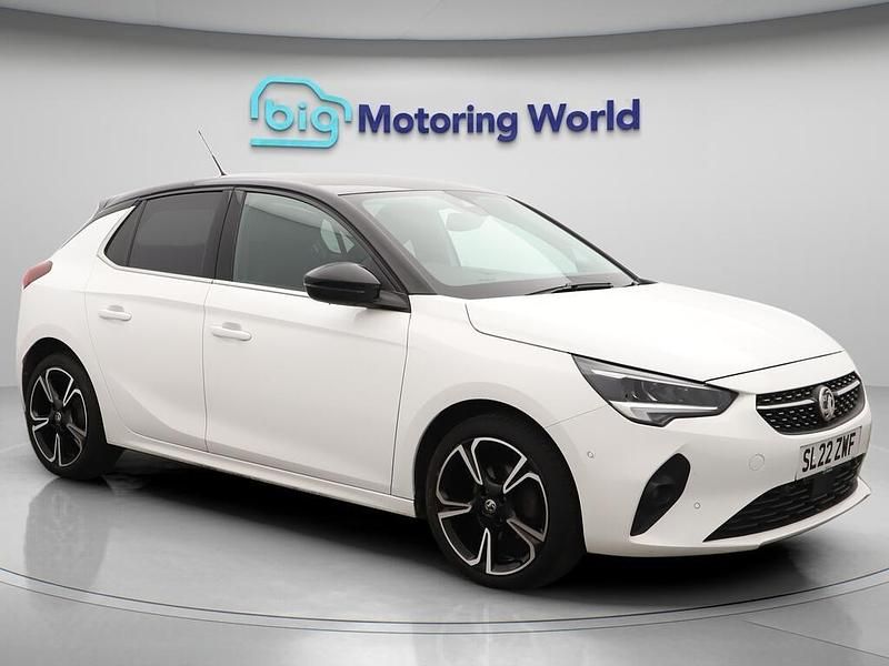 White Used 2022 Vauxhall Corsa Edition Hatchback | £10,300 (Fair price) - Image 1/4