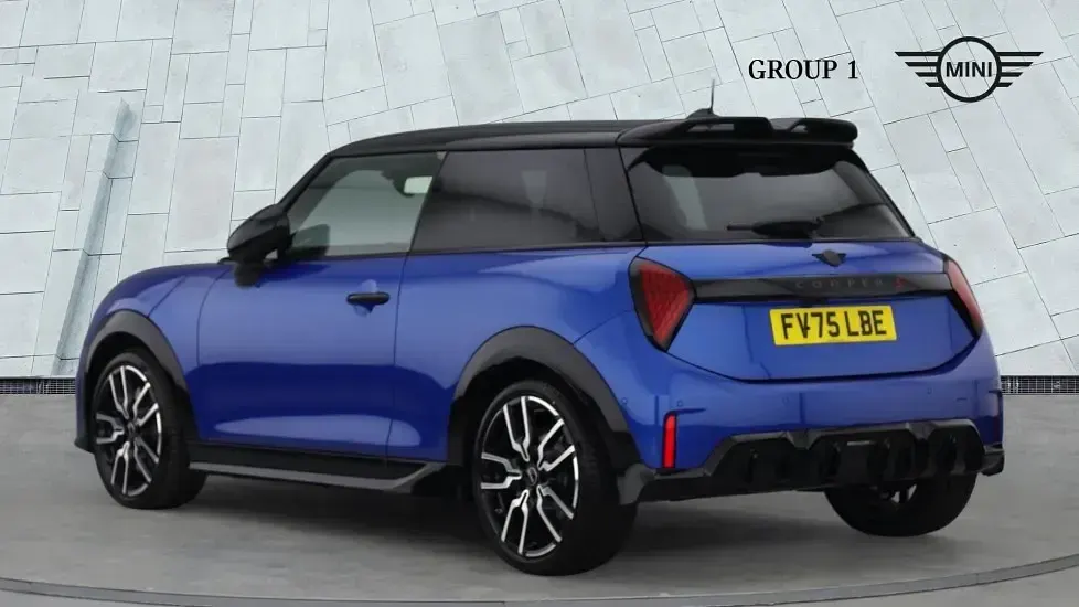 Used Mini Cooper S Hatch 201 HP (147 kW) 2026 Blue Hatchback