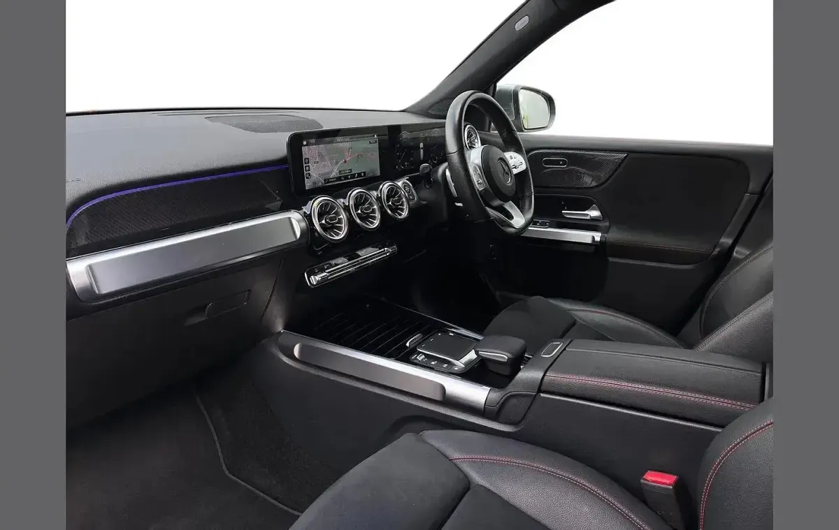 Used Mercedes GLB200 AMG Line Premium 161 HP (118 kW) 2021 Grey SUV