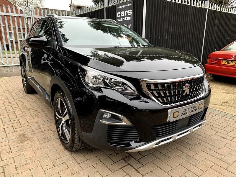 Used Peugeot 3008 Allure 130 HP (95 kW) 2019 Black SUV