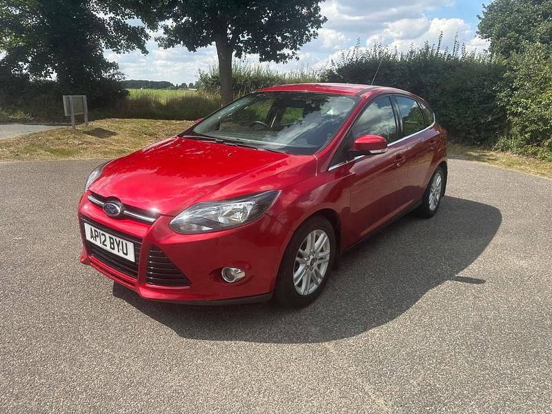Red Used 2012 Ford Focus Titanium Hatchback | £2,695 (Good price) - Image 1/4