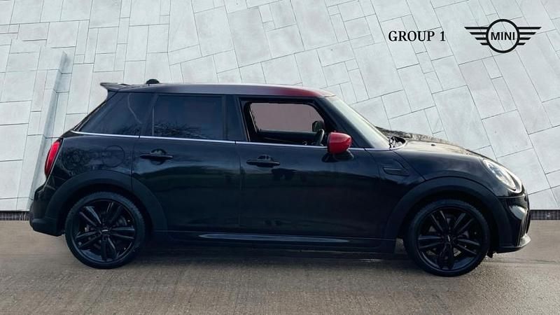 Used Mini Cooper Comfort 136 HP (100 kW) 2023 Black Hatchback