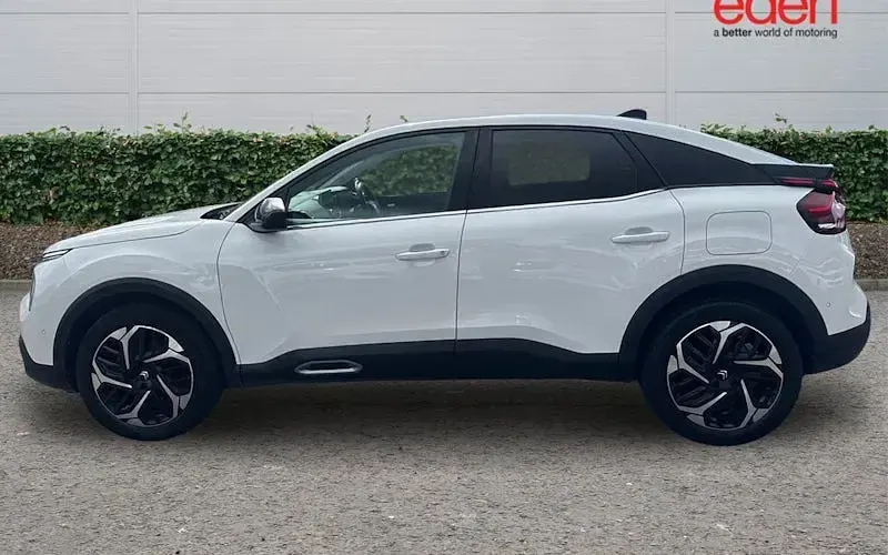 Used Citroën C4 PureTech 131 HP (96 kW) 2023 White SUV