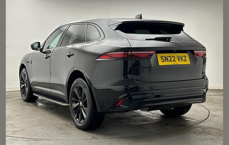 Used Jaguar F-Pace R-Dynamic 200 HP (147 kW) 2022 Black SUV