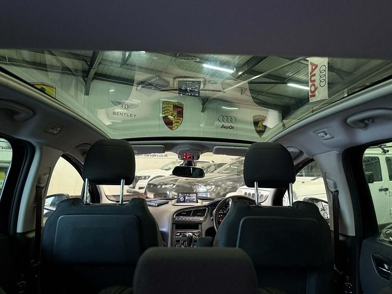 Used Peugeot 5008 Allure 120 HP (88 kW) 2016 Black MPV