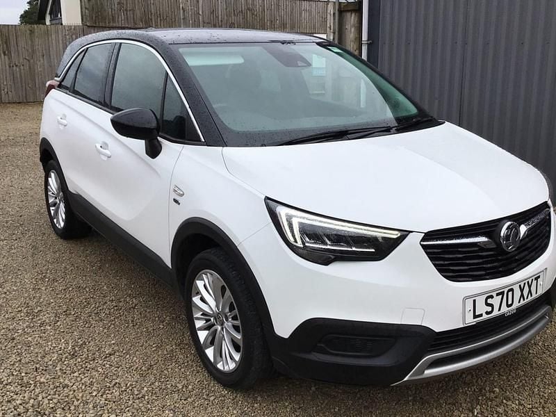 Used Vauxhall Crossland X 130 HP (95 kW) 2020 White SUV