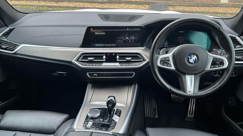 Second-hand BMW X5 M Sport 394 CP (289 kW) 2021 Alb SUV