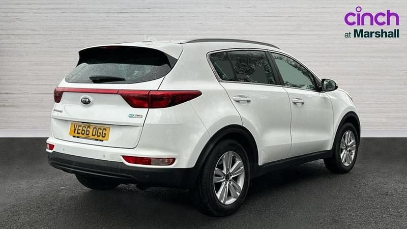 Used Kia Sportage 130 HP (95 kW) 2017 White SUV