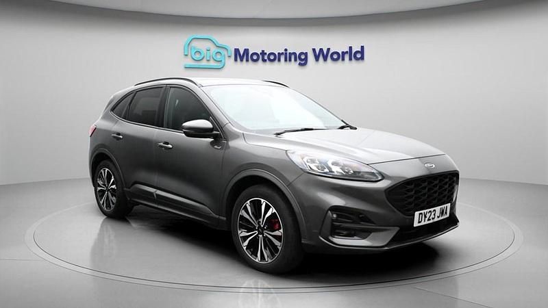 Used Ford Kuga ST-Line X 225 HP (165 kW) 2023 Grey SUV
