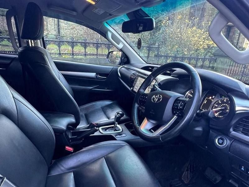 Used Toyota HiLux 2022 Silver Pickup