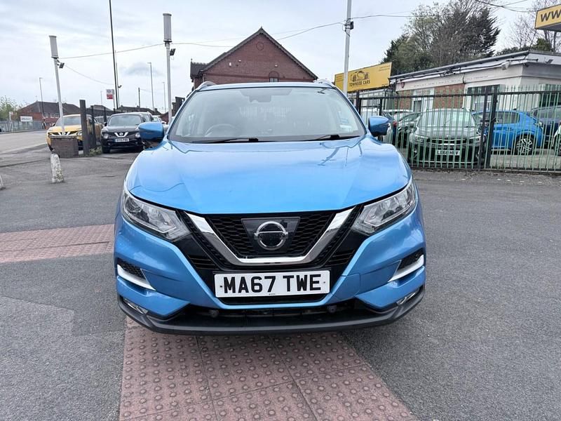 Used Nissan Qashqai N-Connecta 115 HP (84 kW) 2017 Blue SUV