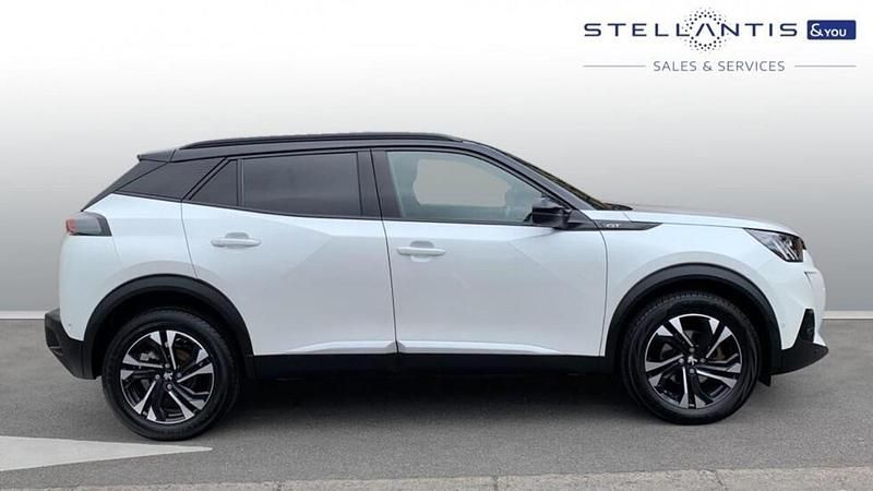 White Used 2022 Peugeot 2008 GT SUV | £14,741 (Fair price) - Image 1/4