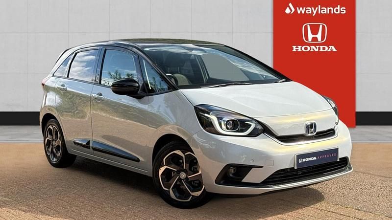 White Used 2021 Honda Jazz Hybrid Hatchback | £17,490 (Fair price) - Image 1/4