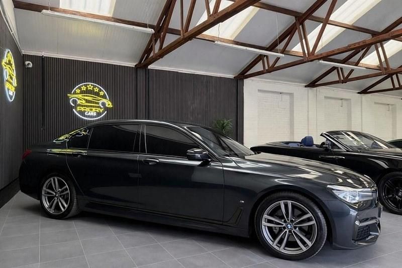 Begagnad BMW 740 M Sport 2018 Grå Sedan