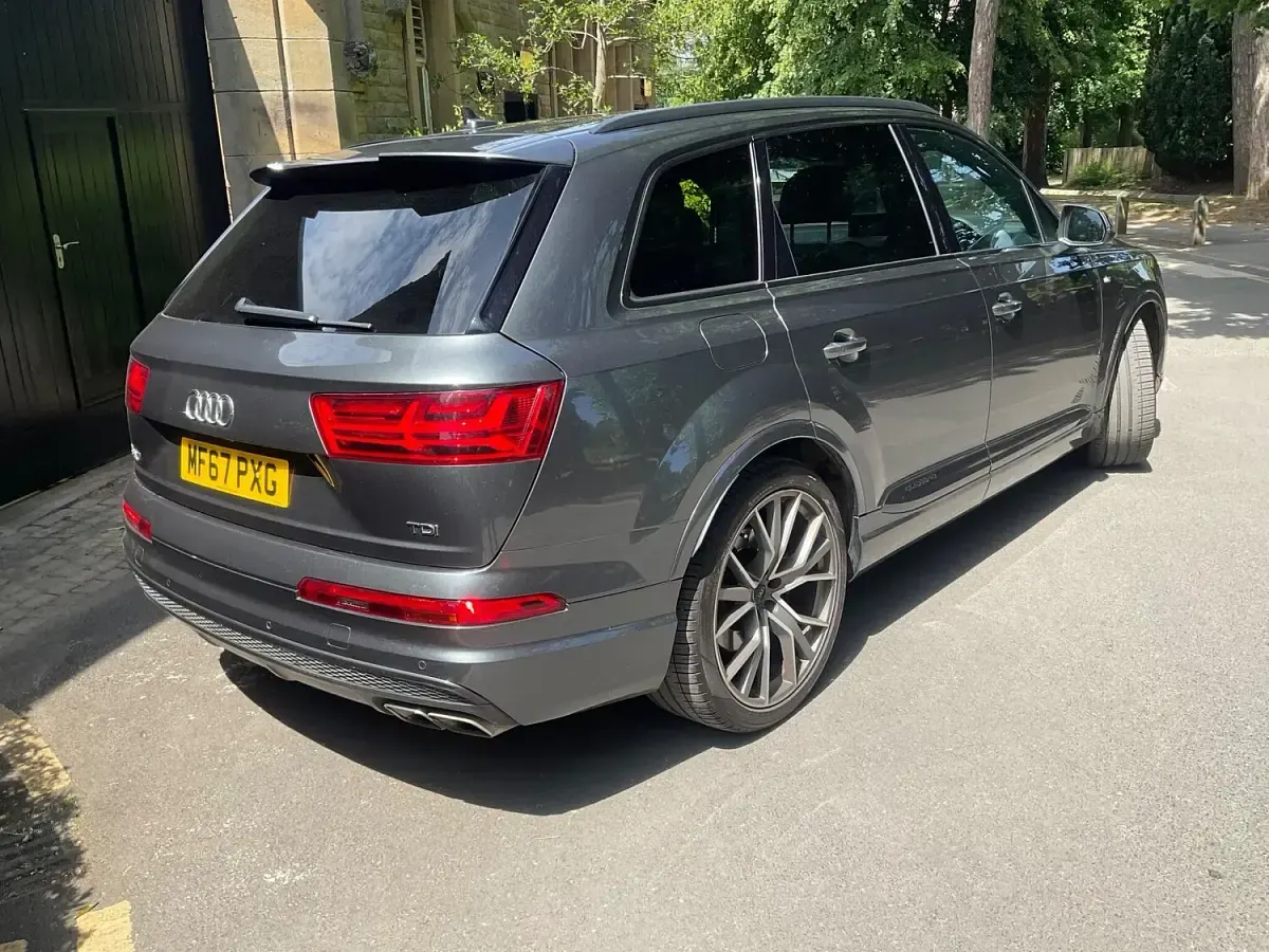 Used Audi SQ7 Comfort 435 HP (319 kW) 2017 Grey SUV