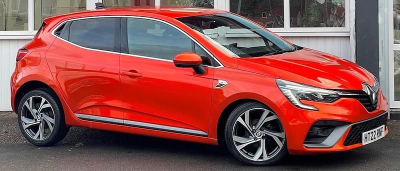 Usado Renault Clio V RS Line 90 CV (66 kW) 2022 Naranja Utilitario