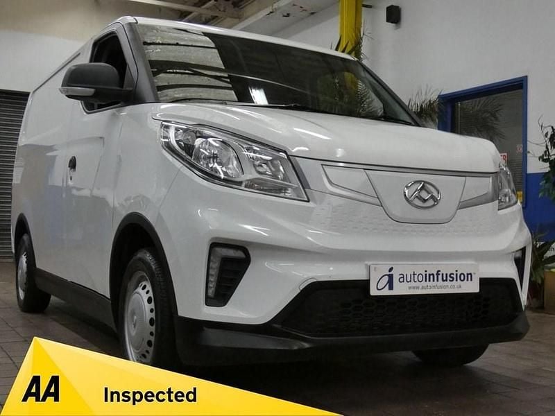Used Maxus eDeliver 3 89 kW (122 HP) 2022 White Van