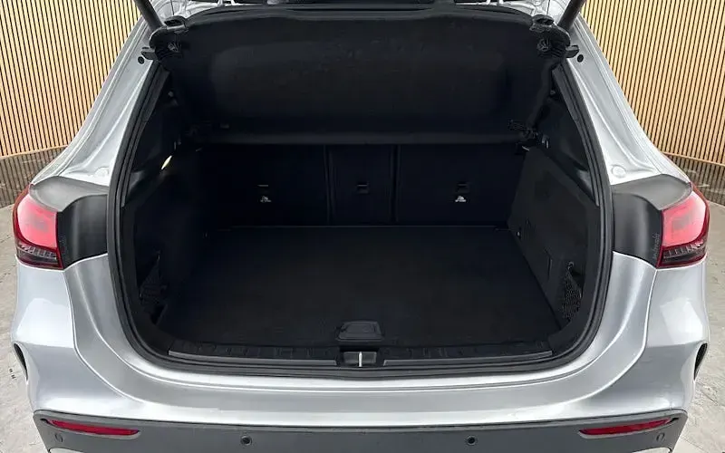 Used Mercedes GLA200 Executive 150 HP (110 kW) 2021 Silver SUV