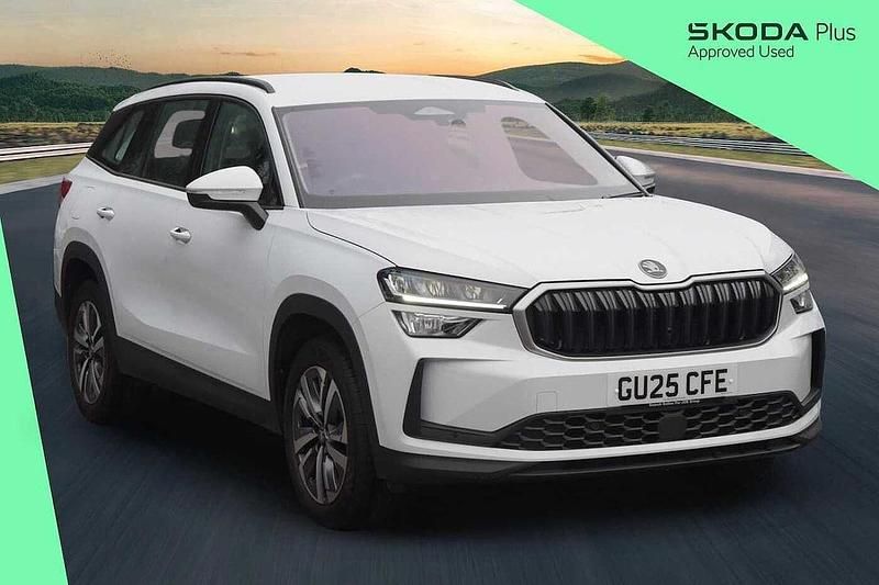 Moon white metallic Used 2025 Skoda Kodiaq SE SUV | £29,901 (Good price) - Image 1/4