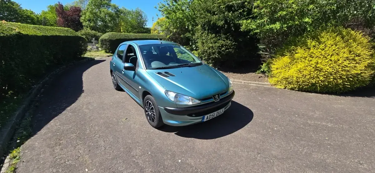 Używany Peugeot 206 75 KM (55 kW) 2001 Zielony Hatchback