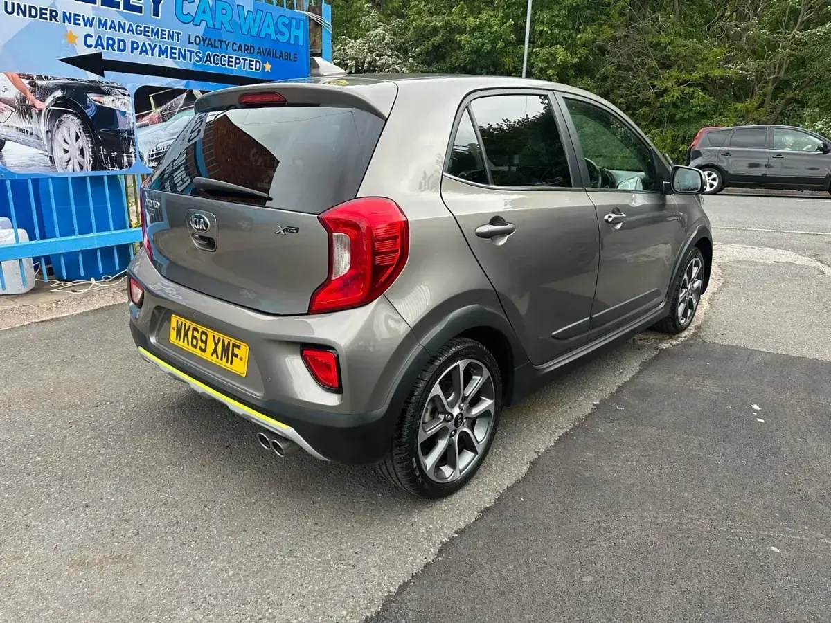 Usado Kia Picanto X-Line 2019 Prateado Citadino