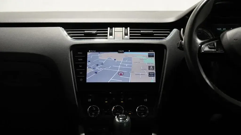 Gebraucht Skoda Octavia SE L 150 PS (110 kW) 2017 Schwarz Kombi