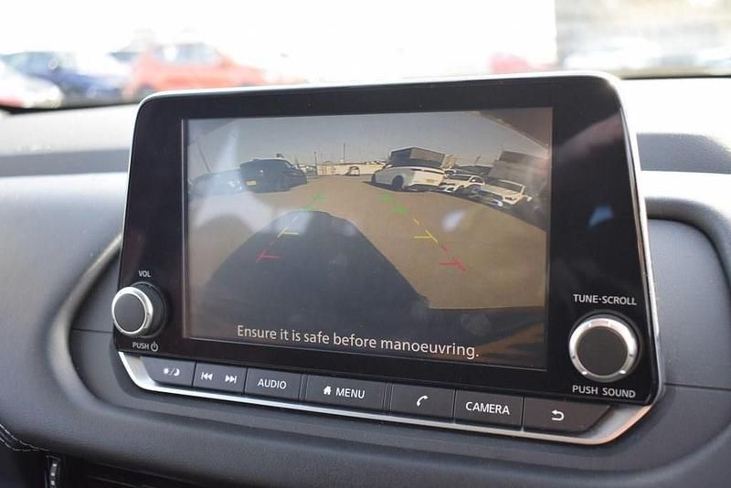 Used Nissan Qashqai Acenta Premium 190 HP (139 kW) 2023 Black SUV