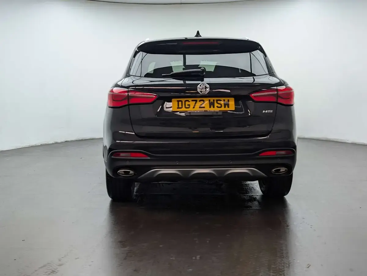Used MG HS Exclusive 162 HP (119 kW) 2022 Black SUV