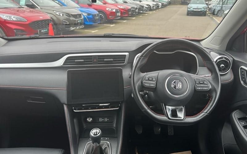 Used MG ZS Exclusive 106 HP (77 kW) 2024 SUV