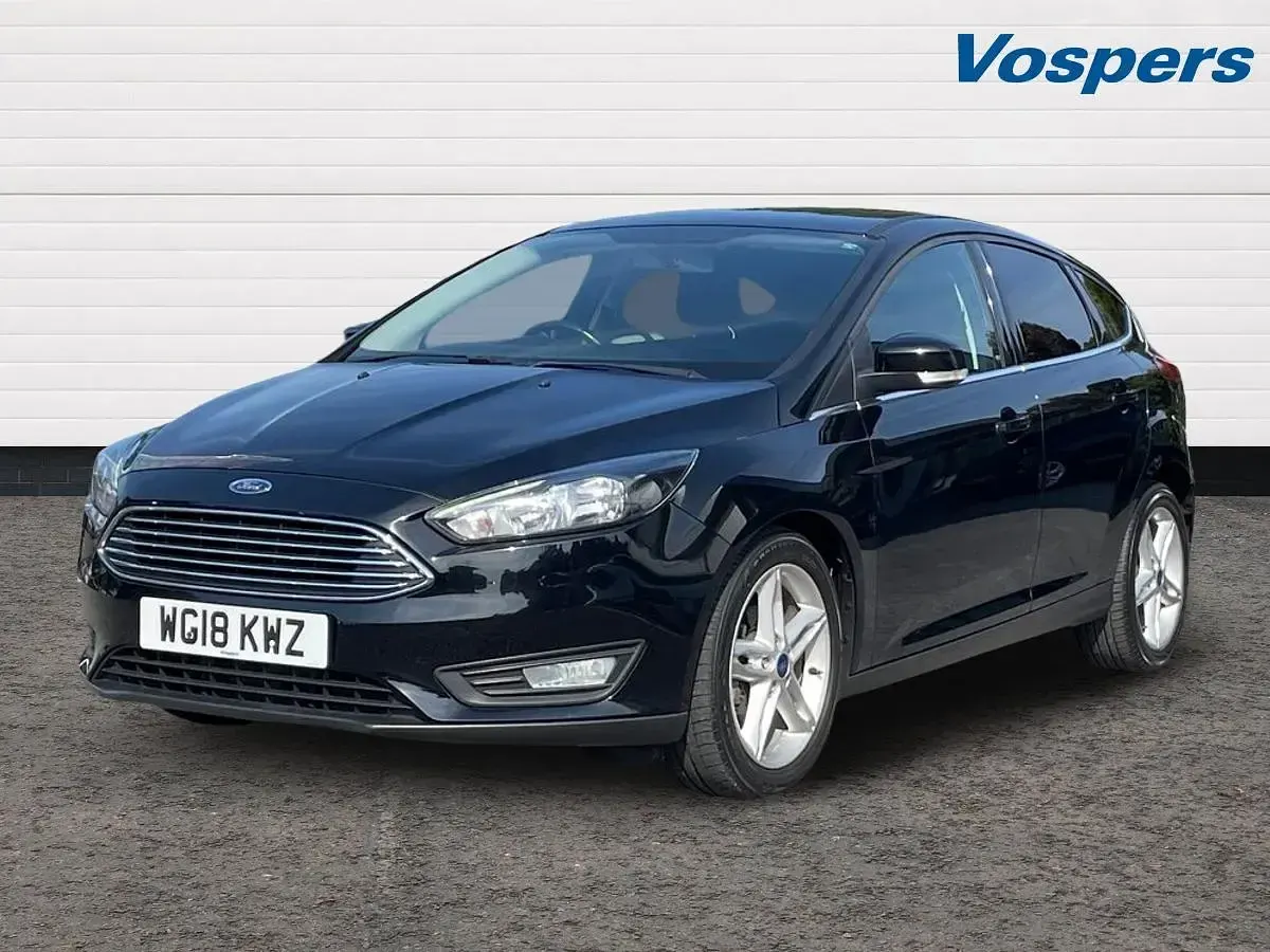 Used Ford Focus Zetec 125 HP (91 kW) 2018 Black Hatchback