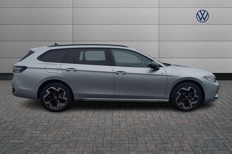 Used VW Passat R-line 204 HP (150 kW) 2024 Silver Estate