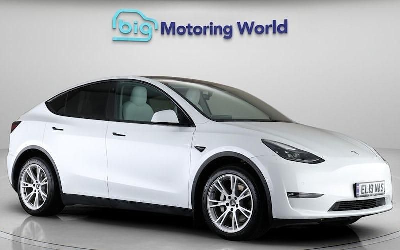 Used 2025 Tesla Model Y Long Range AWD SUV | £22,800 (Super price) - Image 1/4