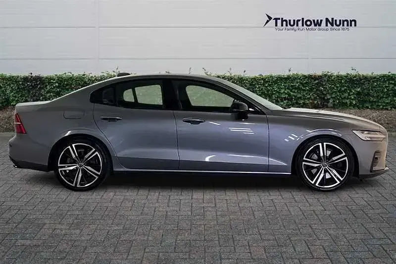 Usado Volvo S60 R-Design 2019 Gris Berlina