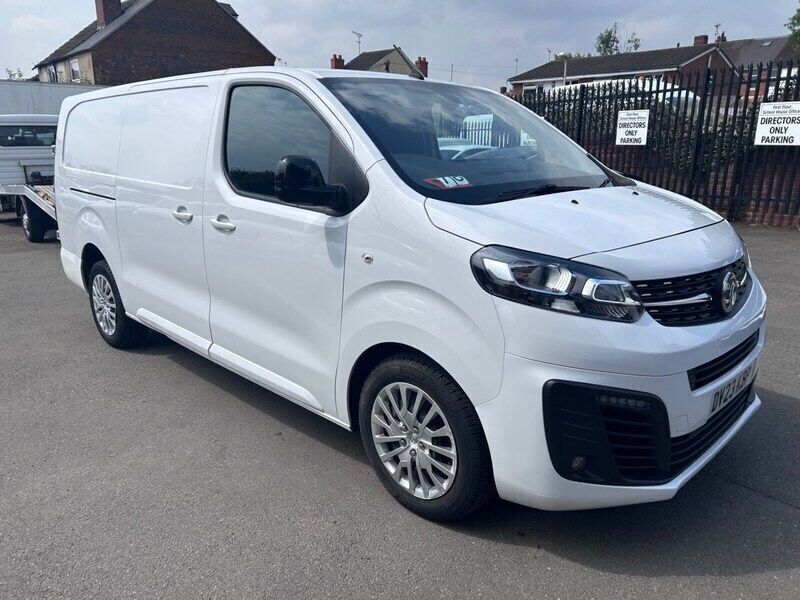 White Used 2023 Vauxhall Vivaro Van | £16,995 (A bit pricey) - Image 1/4