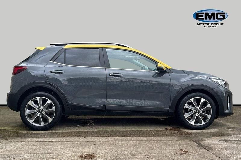 Used Kia Stonic 100 HP (73 kW) 2023 Grey SUV