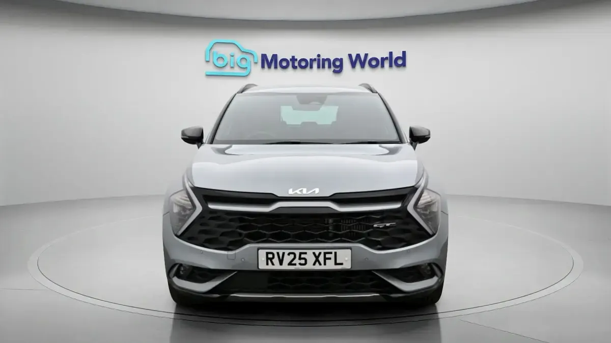 Used Kia Sportage GT-Line 207 HP (152 kW) 2025 Silver SUV