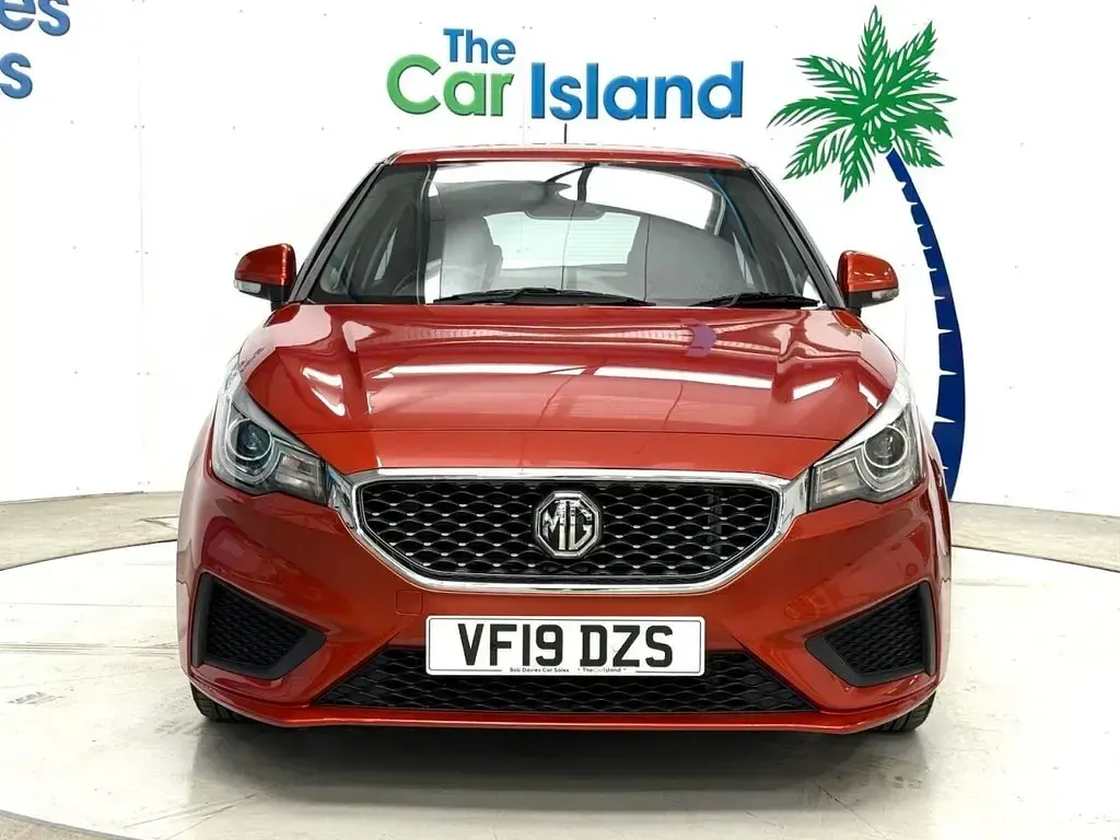 Used MG MG3 Excite 106 HP (77 kW) 2019 Orange Hatchback
