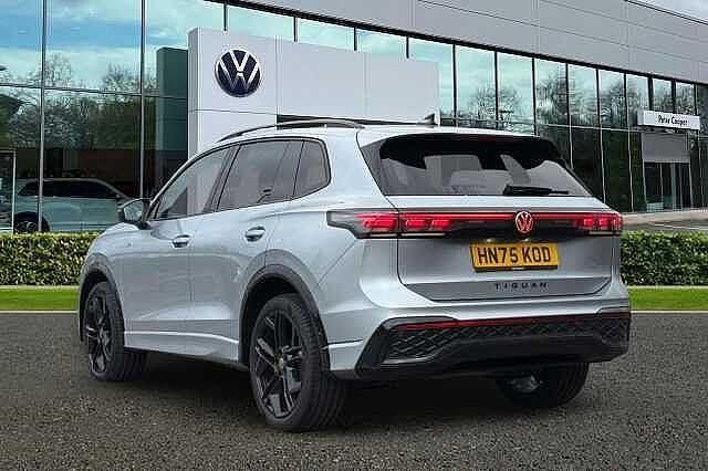 Used VW Tiguan R-line 150 HP (110 kW) 2025 Silver SUV