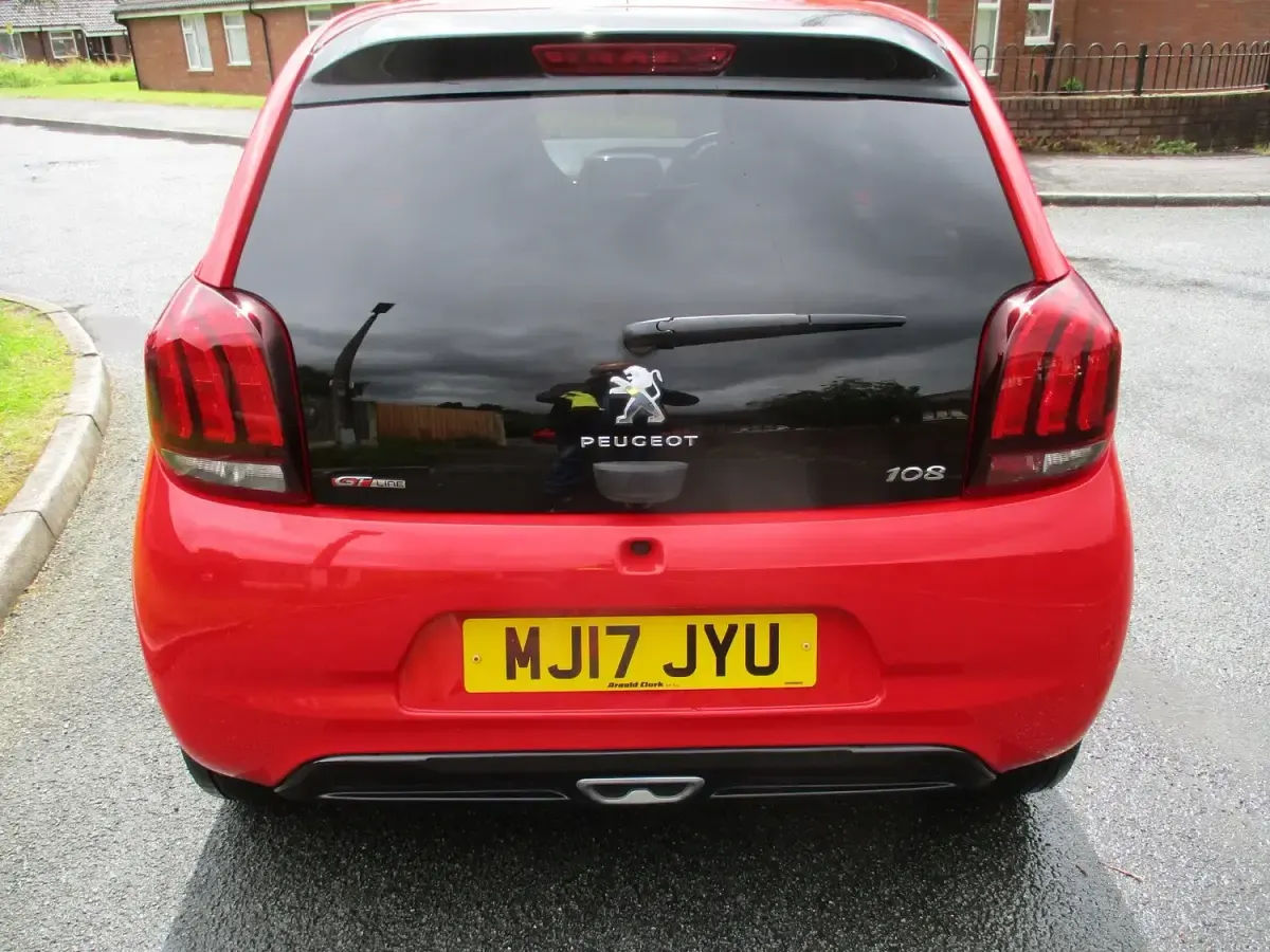 Used Peugeot 108 GT-line 82 HP (60 kW) 2017 Red Hatchback