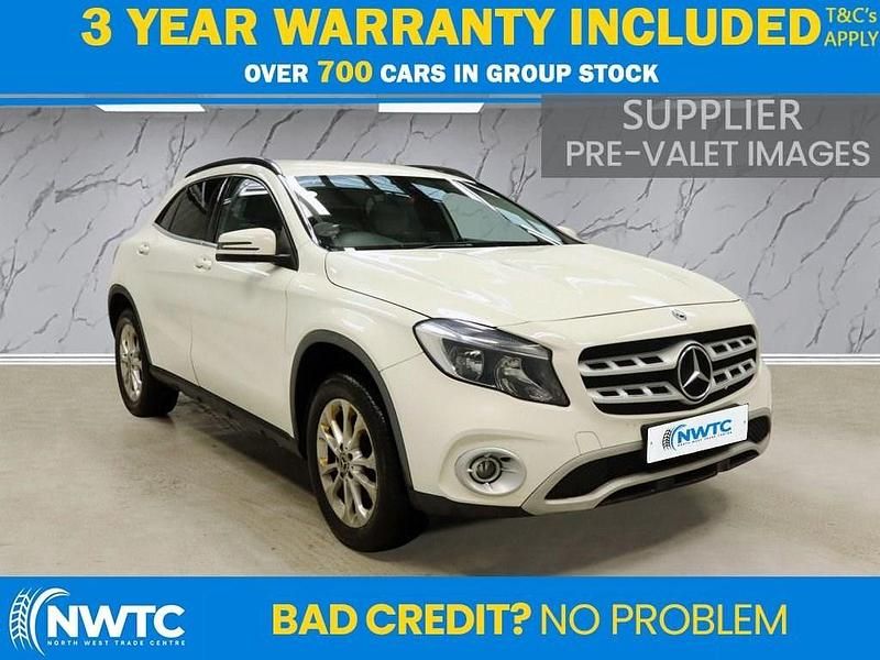 Used Mercedes GLA200 SE 136 HP (100 kW) 2017 White SUV