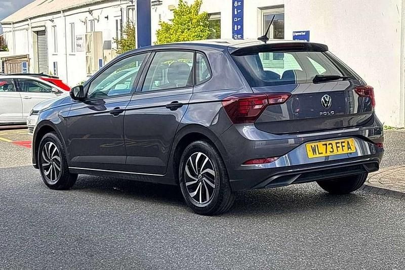 Used VW Polo Life 95 HP (69 kW) 2024 Grey Hatchback