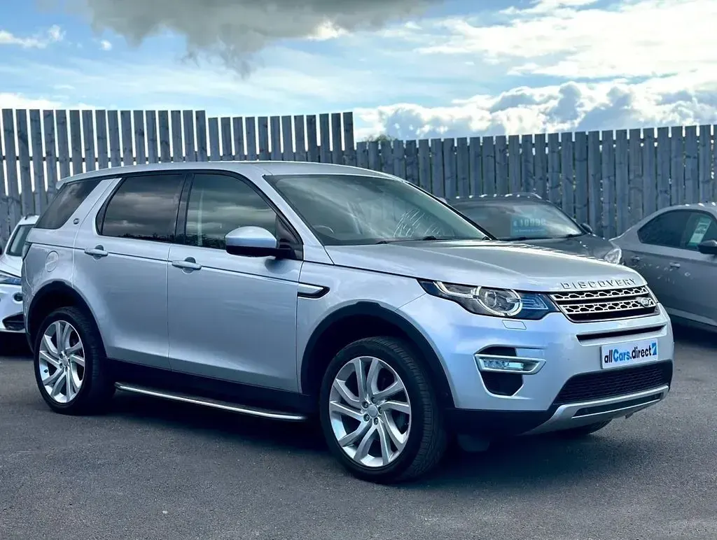 Used Land Rover Discovery Sport HSE Luxury 180 HP (132 kW) 2018 Silver SUV