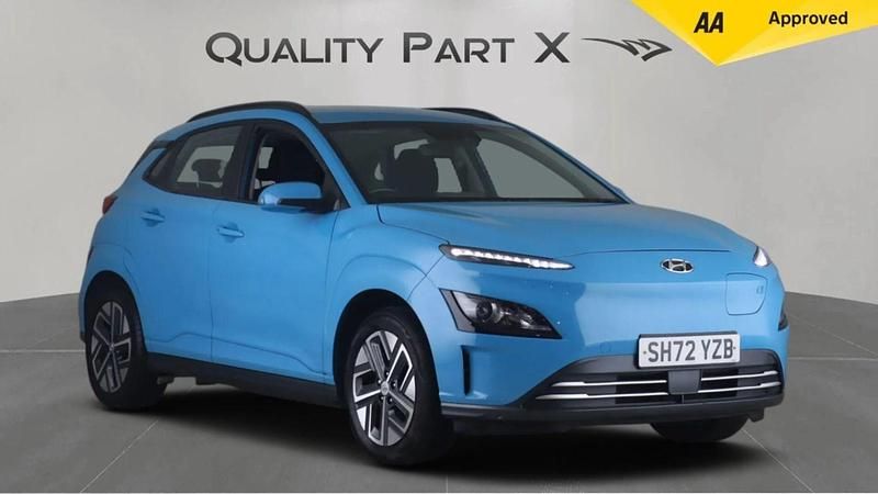 Second-hand Hyundai Kona SE 100 kW (136 CP) 2023 Albastru SUV