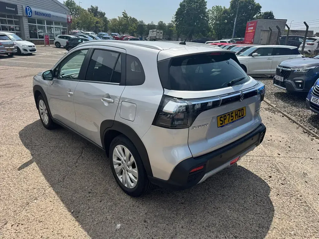 Used Suzuki SX4 S-Cross 129 HP (94 kW) 2025 Silver SUV