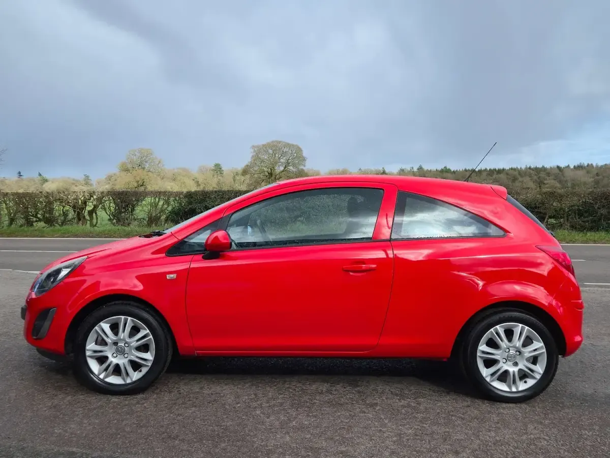 Used Vauxhall Corsa 2013 Red Hatchback