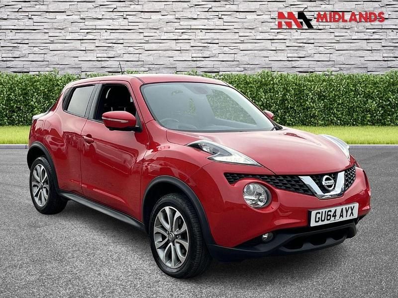 Red Used 2014 Nissan Juke S SUV | £4,000 (Fair price) - Image 1/3
