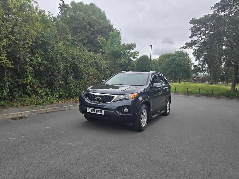 Grey Used 2011 Kia Sorento 2 SUV | £4,200 (Super price) - Image 1/4