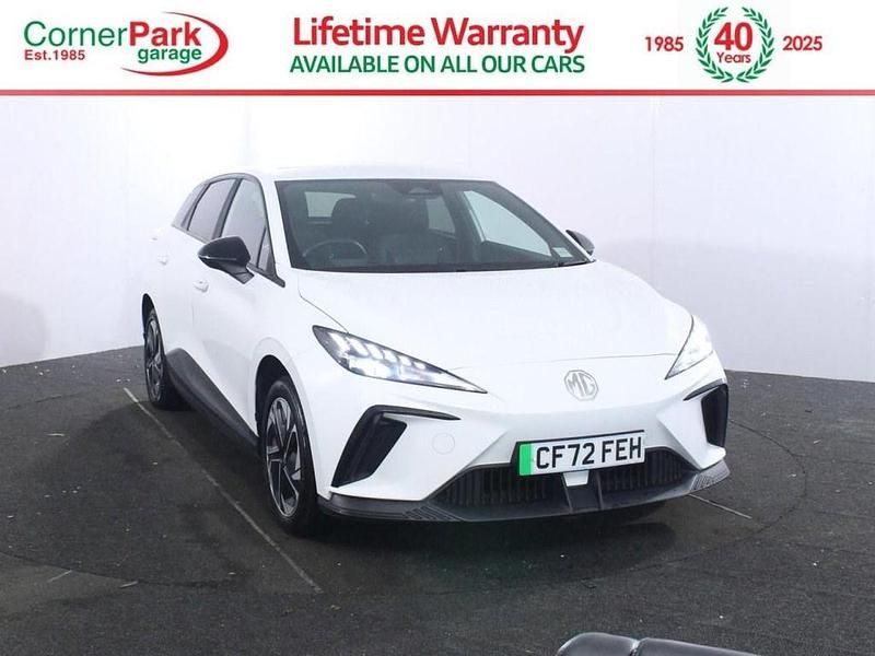 Used MG MG4 EV SE 50 kW (69 HP) 2022 White Hatchback