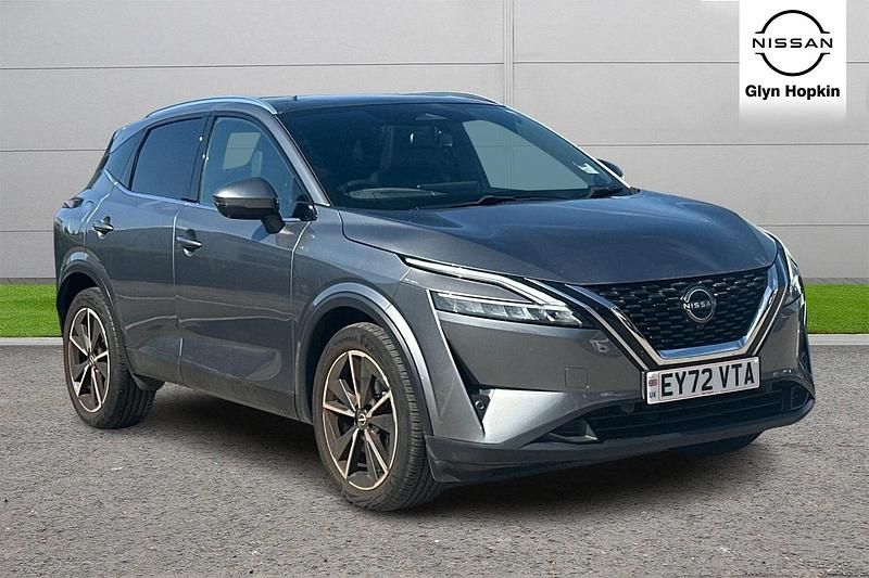 Grey Used 2022 Nissan Qashqai Tekna SUV | £18,540 (A bit pricey) - Image 1/4